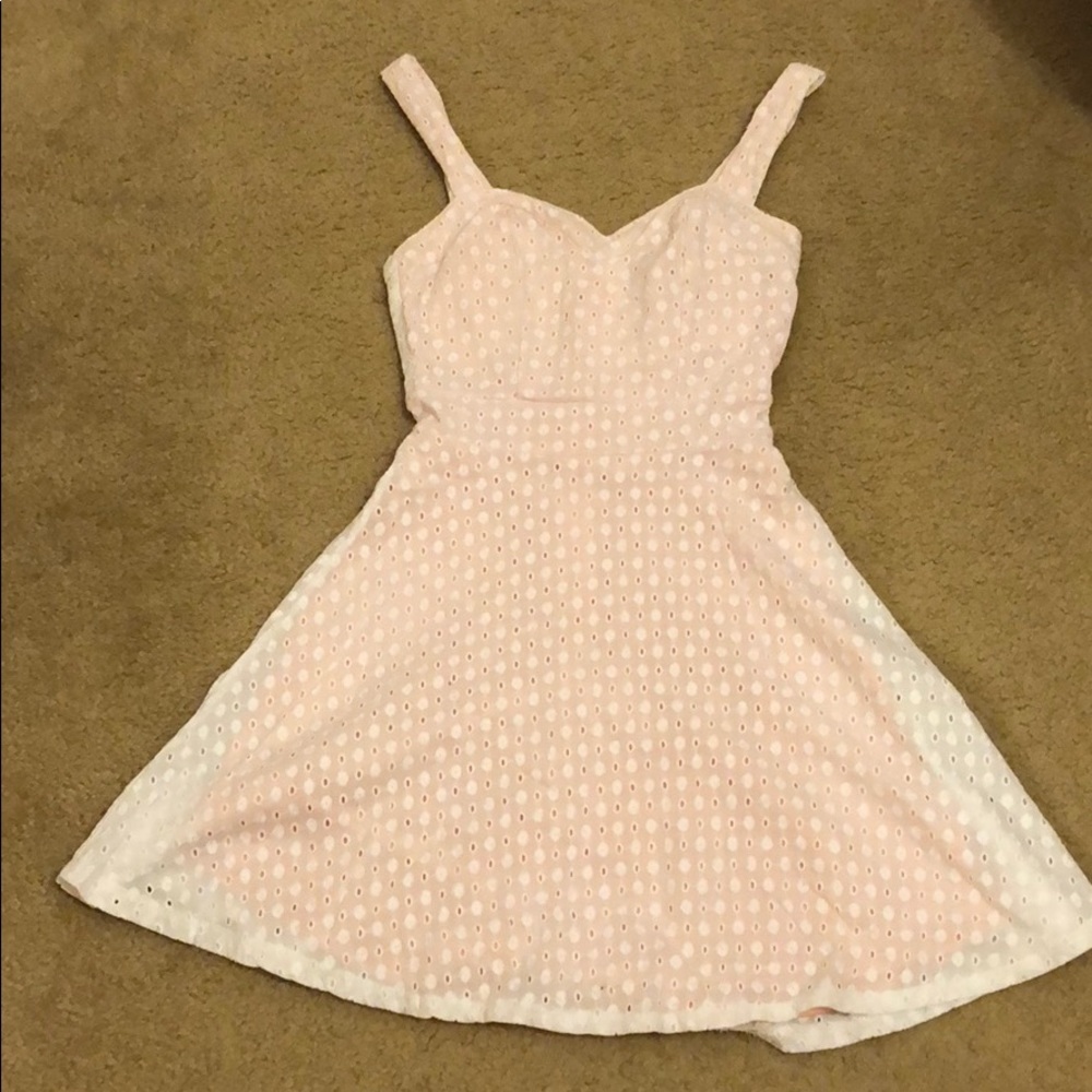 🌸 CHARLOTTE RUSSE Beautiful baby doll dress